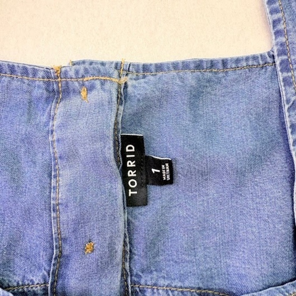 Torrid Button Front Tank Top Womens 1x Blue Denim Cropped Square Neck Festival - Picture 3 of 7
